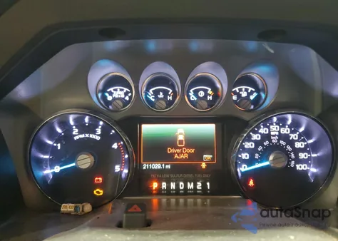 2011 Ford F350 Super Duty z USA, uszkodzony, nr VIN 1FT8W3BT7BEC40937